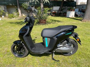 Scooter Yamaha Neo's 50 elettrico dual battery