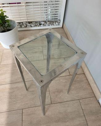 Tavolino design metallo e vetro 32,5x32,5 cm