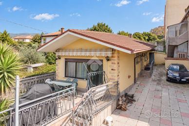 CASA SEMINDIPENDENTE A ROSETO DEGLI ABRUZZI