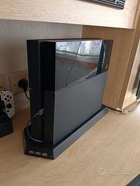 ps4 usata funzionante con 11 giochi funzionanti