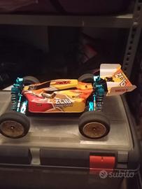 macchinina of road 1/14 con pezzi di ricambio