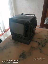 Mini TV e Radio portatile vintage