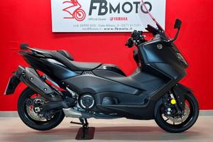Yamaha T Max 560