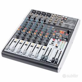 Mixer Behringer Xenyx 1024 usb