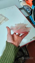 candela a forma di rosa 