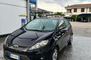 FORD FIESTA 2012