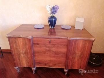 Cassapanca d'antiquariato