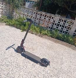 Monopattino Xiaomi 4 Lite