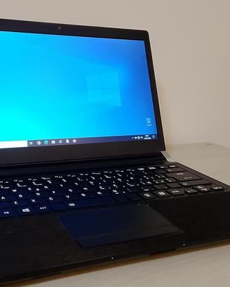 Toshiba ultraslim 13" core i5/ddr4/M2/batt.nuova