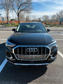 Audi Q3 Business Advanced 1.5  TFSI