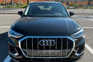 Audi Q3 Business Advanced 1.5  TFSI