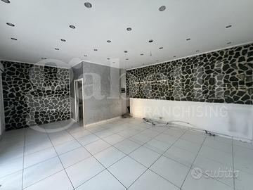 Negozio Isernia [Z3 CRGGNI E6ACG]