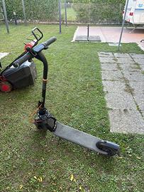 Monopattino Ninebot e2Plus