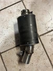 Scarico in carbonio per moto cafè racer