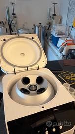 Centrifuga da laboratorio