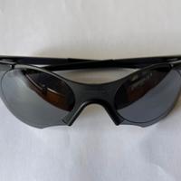 Oakley Sub Zero 0.5