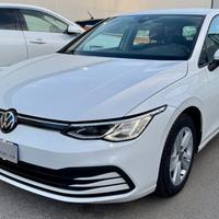 VOLKSWAGEN Golf 1.0 eTSI EVO DSG Life