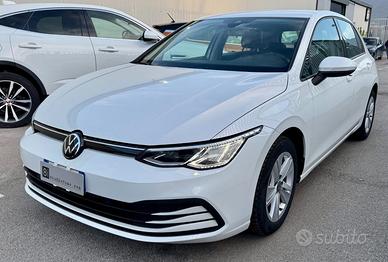 VOLKSWAGEN Golf 1.0 eTSI EVO DSG Life