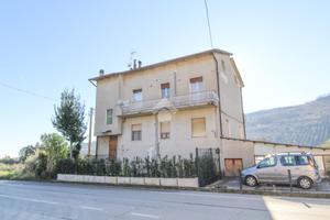 3 LOCALI A RIPATRANSONE