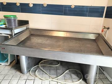 banco in acciaio inox 