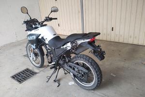 UM Adventure 125