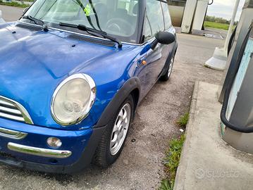 mini cooper 1,6 benzina leggere bene l annuncio
