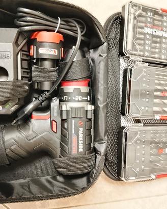 Kit Trapano avvitatore, lampada LED e accessori 
