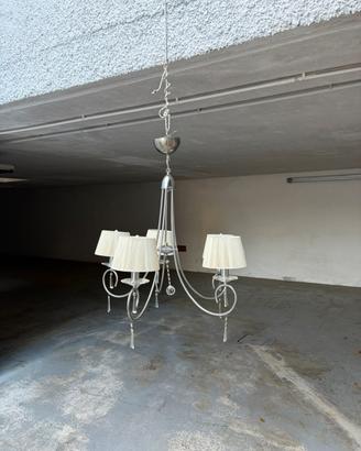 Lampadario in acciaio