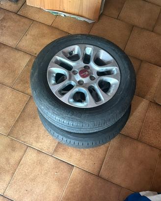Cerchi originali panda 14” gommati