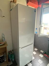 Frigorifero con congelatore a cassetti 