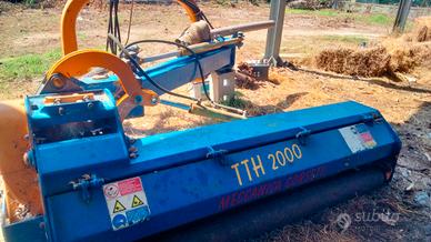 trincia argini laterale  corsetti tth 2000 