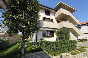 BIFAMILIARE A COLOGNO AL SERIO