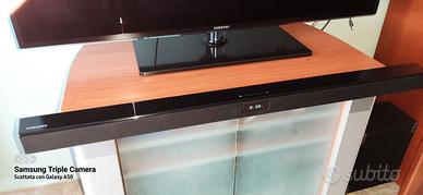 Soundbar Samsung con subwoofer wireless.