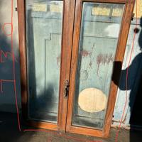 Finestre con doppi vetri in legno