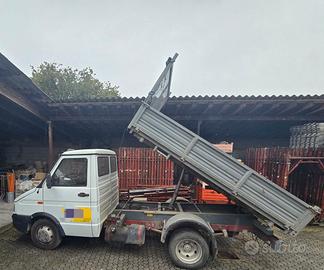 Iveco Daily 35C8 aspirato rib trilaterale 2000 rev