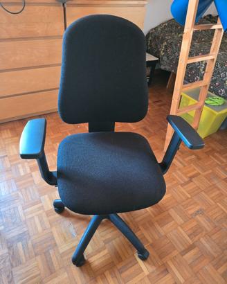 Sedia ufficio nera