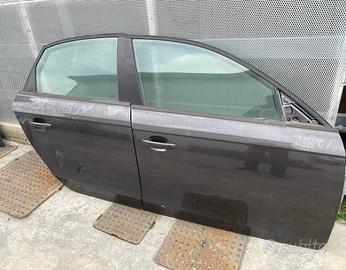 Audi A4 Berlina 2007> Porte