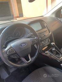 Ford Focus 2015 modello titanium