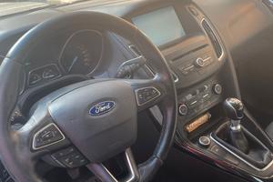 Ford Focus 2015 modello titanium