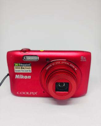 Nikon Coolpix S3600 completa