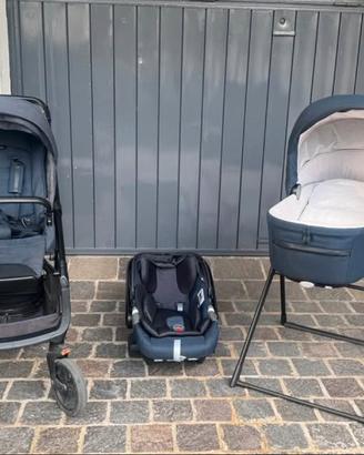 Trio Inglesina ApticaXt blu scuro e borsa abbinata