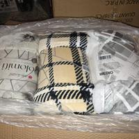 plaid letto singolo, con l'interno agnellato,€10