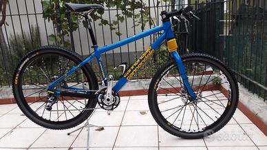 Mountain bike cannondale