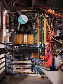 scheda madre gigabyte