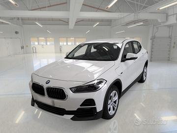 BMW X2 XDRIVE 25E BUSINESS X AUTOMATICO SUV