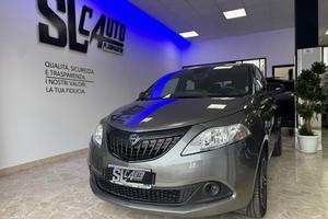 Lancia Ypsilon 1.0 FireFly 5 porte S&S Hybrid Albe