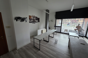 Negozio / ufficio a saronno