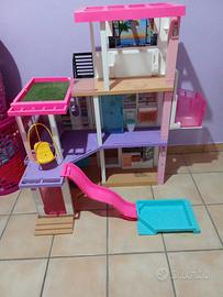 Casa Barbie 3 piani + bambole e accessori