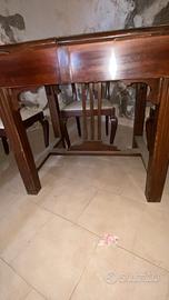 tavolo  stile liberty 