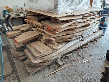 Stock di assi/tavole in noce massello stagionato